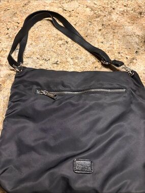 co-lab Shoulder Bag Black & Blue 14 in wide 13 top folded down